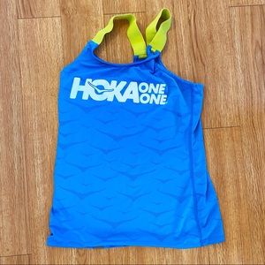 Hoka running top